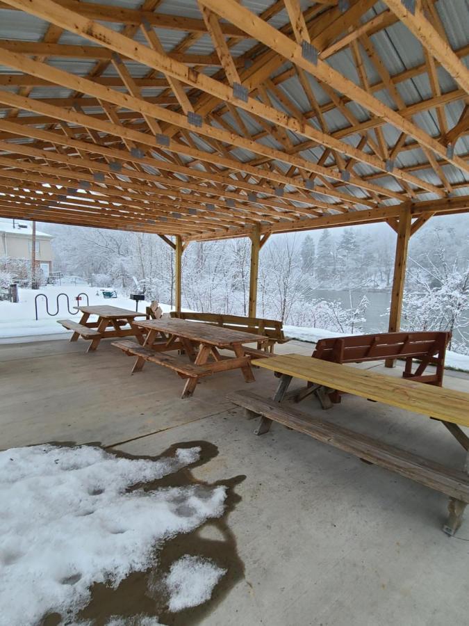 Endless Mountain Adventure Villa Renovo Buitenkant foto